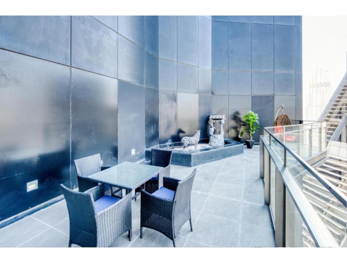 The Penthouse Near Burj Khalifa And Dubai Mall Екстериор снимка