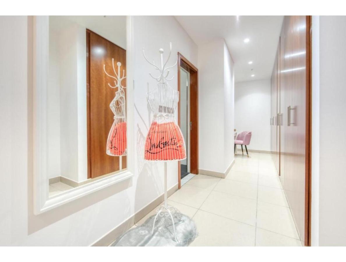 The Penthouse Near Burj Khalifa And Dubai Mall Екстериор снимка