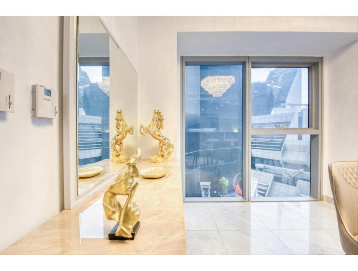 The Penthouse Near Burj Khalifa And Dubai Mall Екстериор снимка